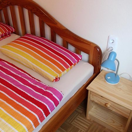 Hotel Am Schloss Neuenstein Kamer foto