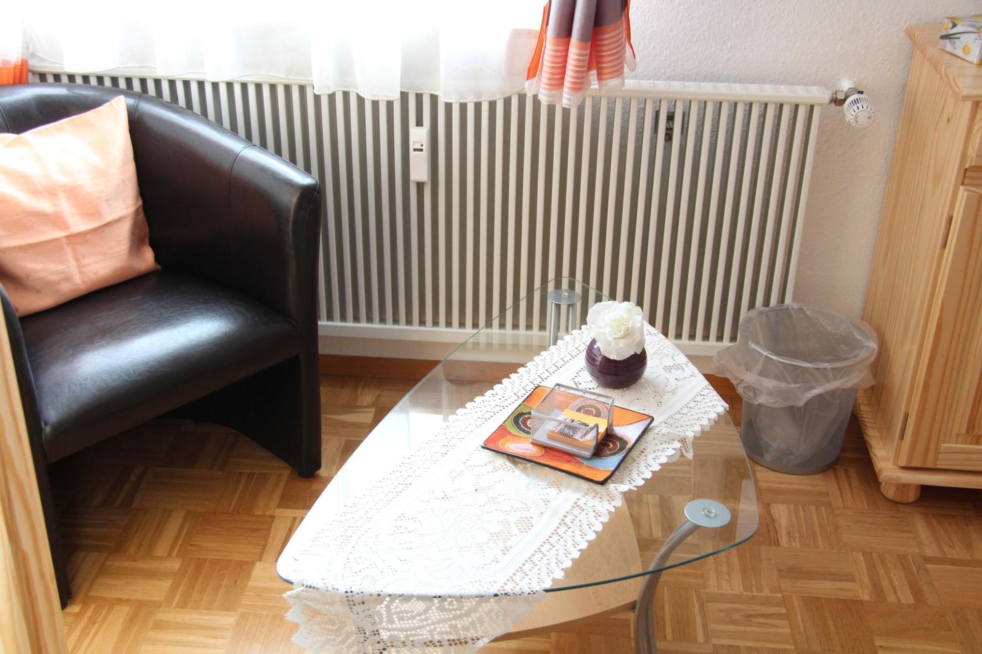 Hotel Am Schloss Neuenstein Kamer foto