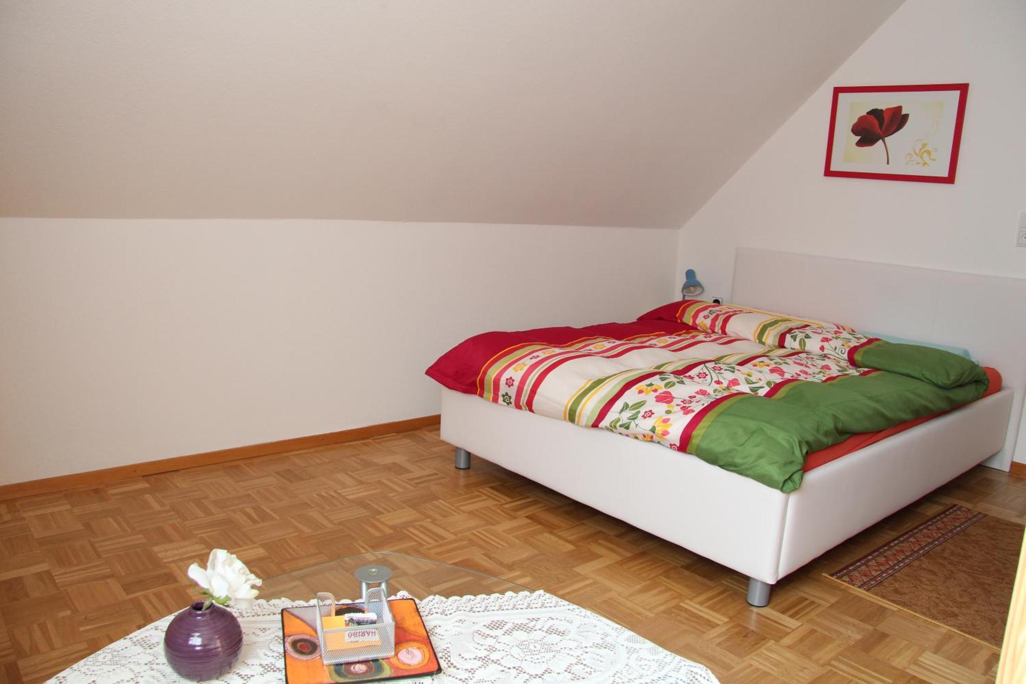 Hotel Am Schloss Neuenstein Kamer foto