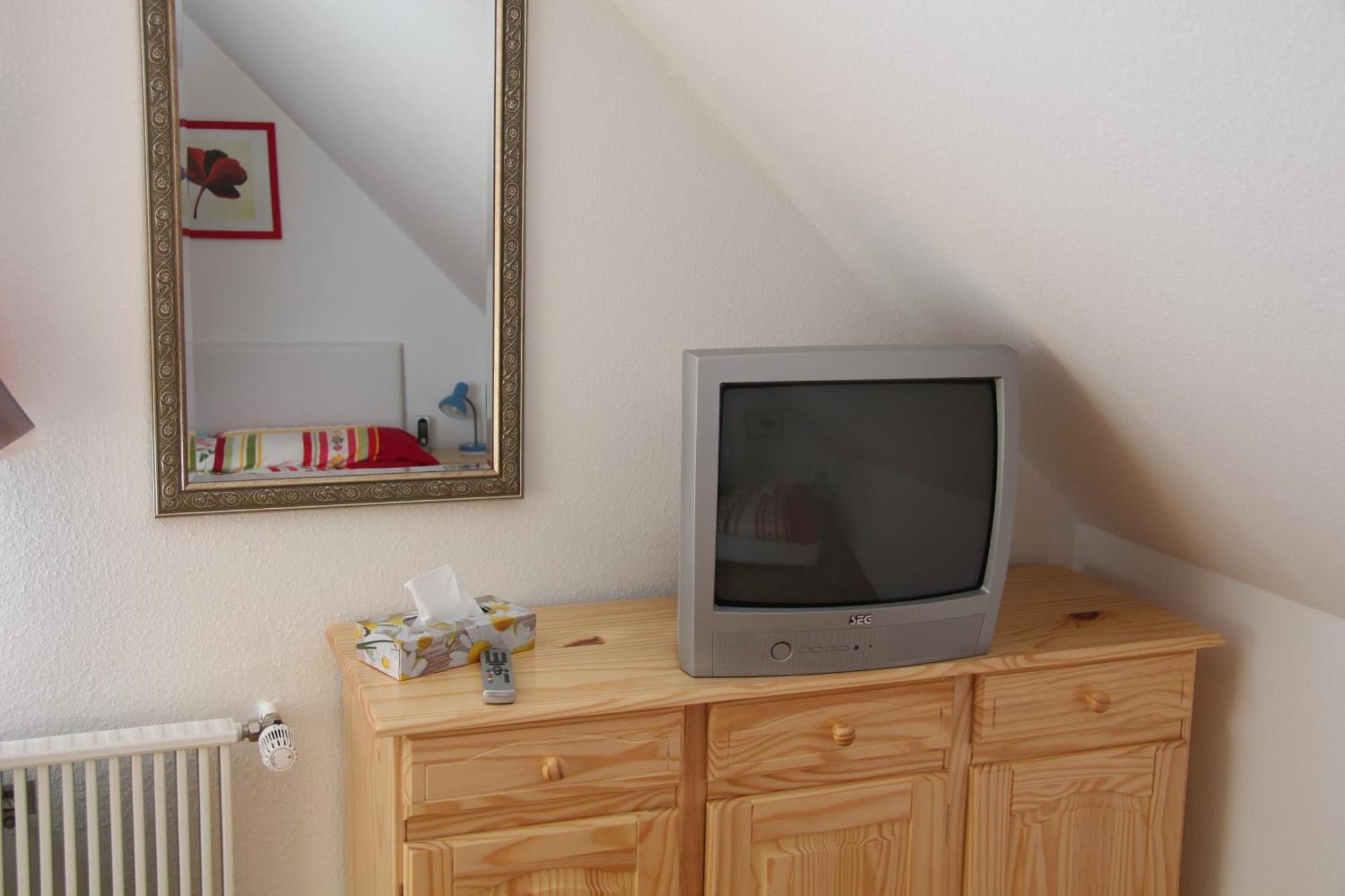 Hotel Am Schloss Neuenstein Kamer foto